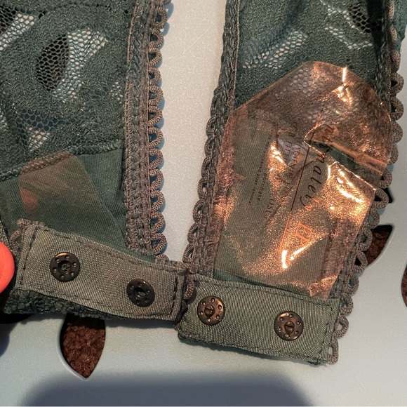 NWOT Free People SM Green Teal ‘Speed Date Lace Bodysuit’ Boho Festival Lingerie - Picture 10 of 10